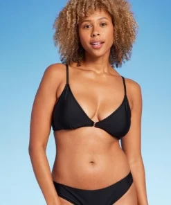 Women's Center Front Ring Triangle Bikini Top - Shade & Shore™ Purple 8 Women's Center Front Ring Triangle Bikini Top - Shade & Shore™ Purple -Default Template 7 GUEST d41262b8 f910 4365 bc7a 0564f84d2982